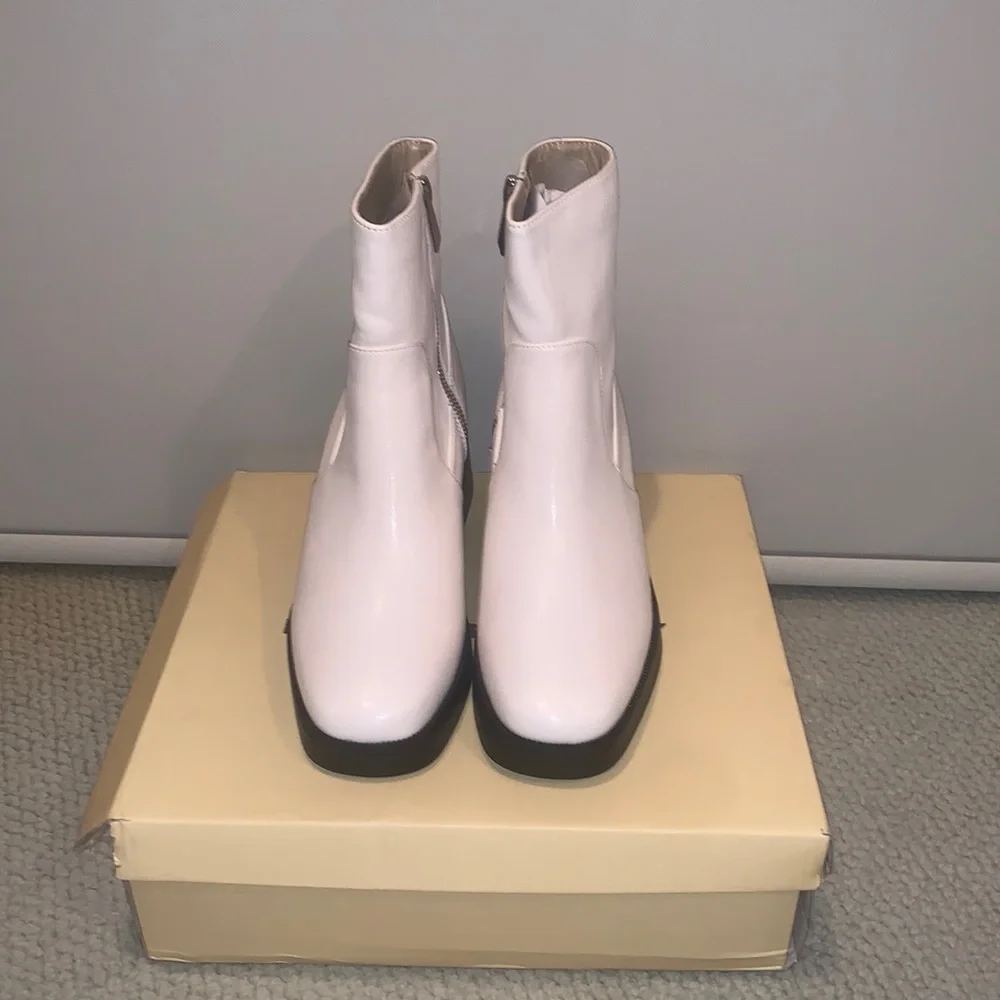 White Halo Boots from Princess Polly! Brand new and never been worn. - Picture 3 of 6